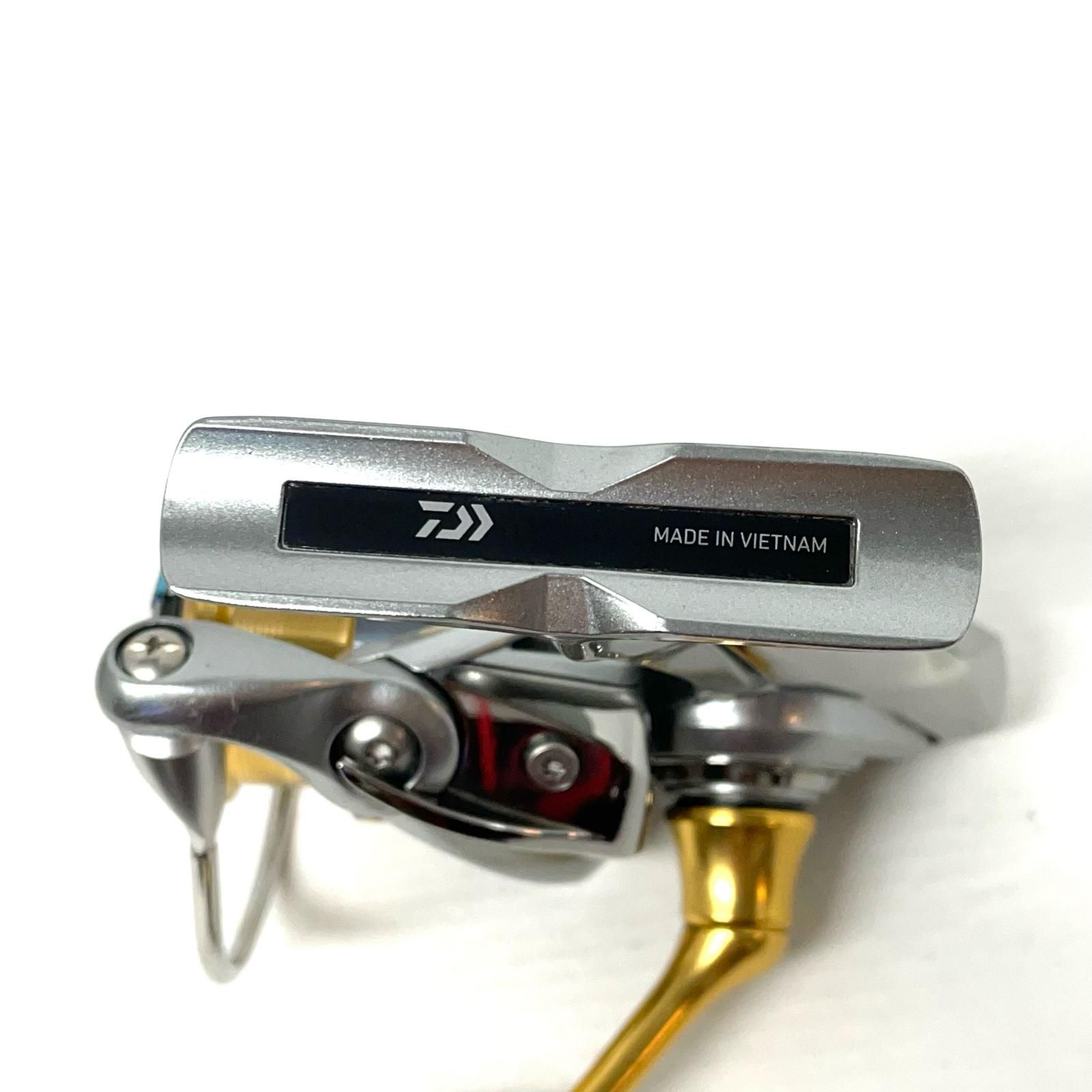 尾張小牧店】 中古 ※付属品なし Daiwa | ダイワ リール 18