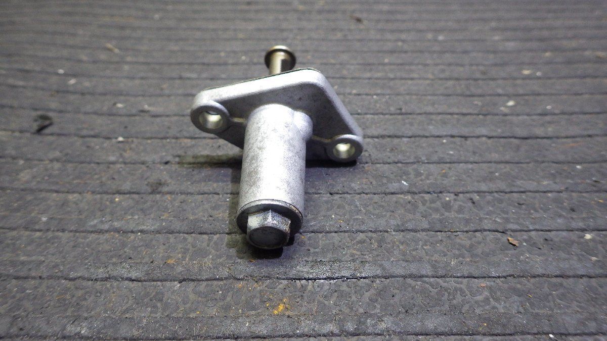 しま ヤマハ ビラーゴ250 3DM エンジン テンショナー後 Y80-70-13