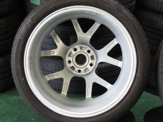 225|40R18