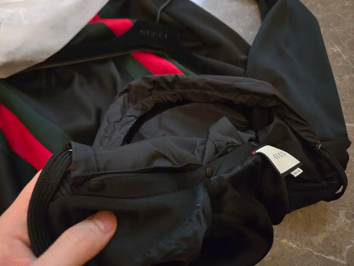 フードジャージ