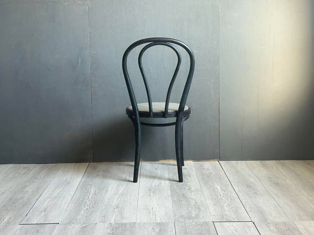 ②秋田木工AKIMOKU リペイントブラックベントウッドチェアNG