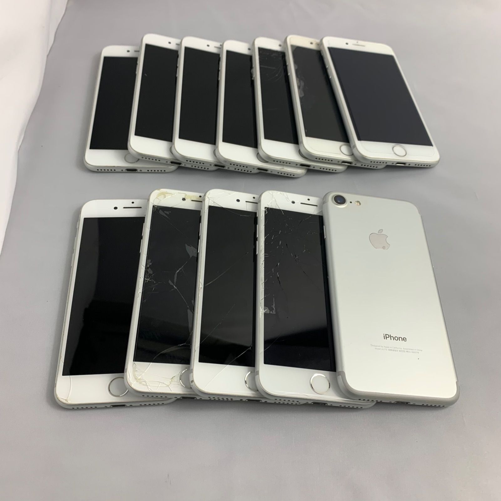 ジャンク】12台セット Apple iPhone 7 32GB Silver - プロフ必読