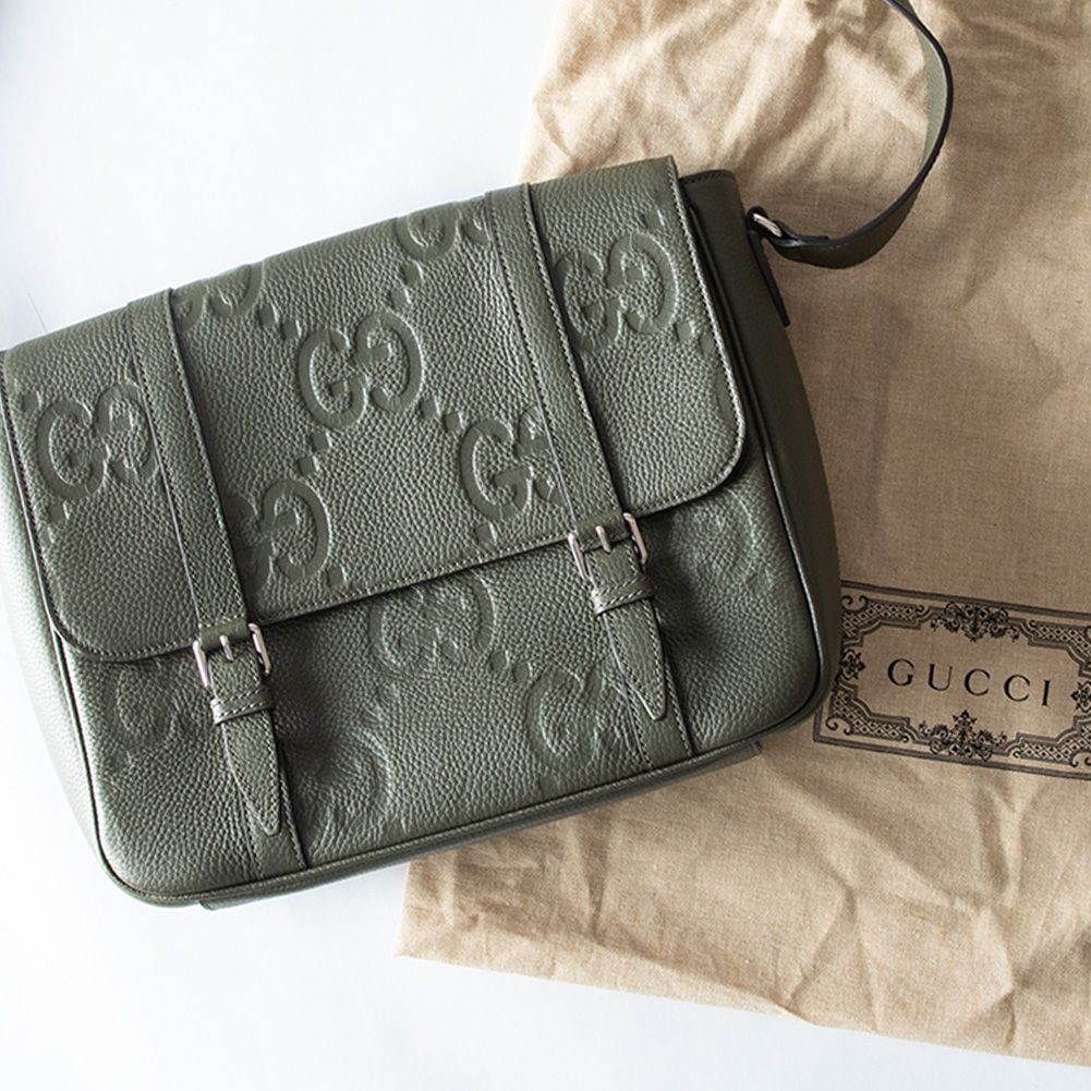 Gucciバック ピストン クロージャー付き ミディアム トートバッグGG