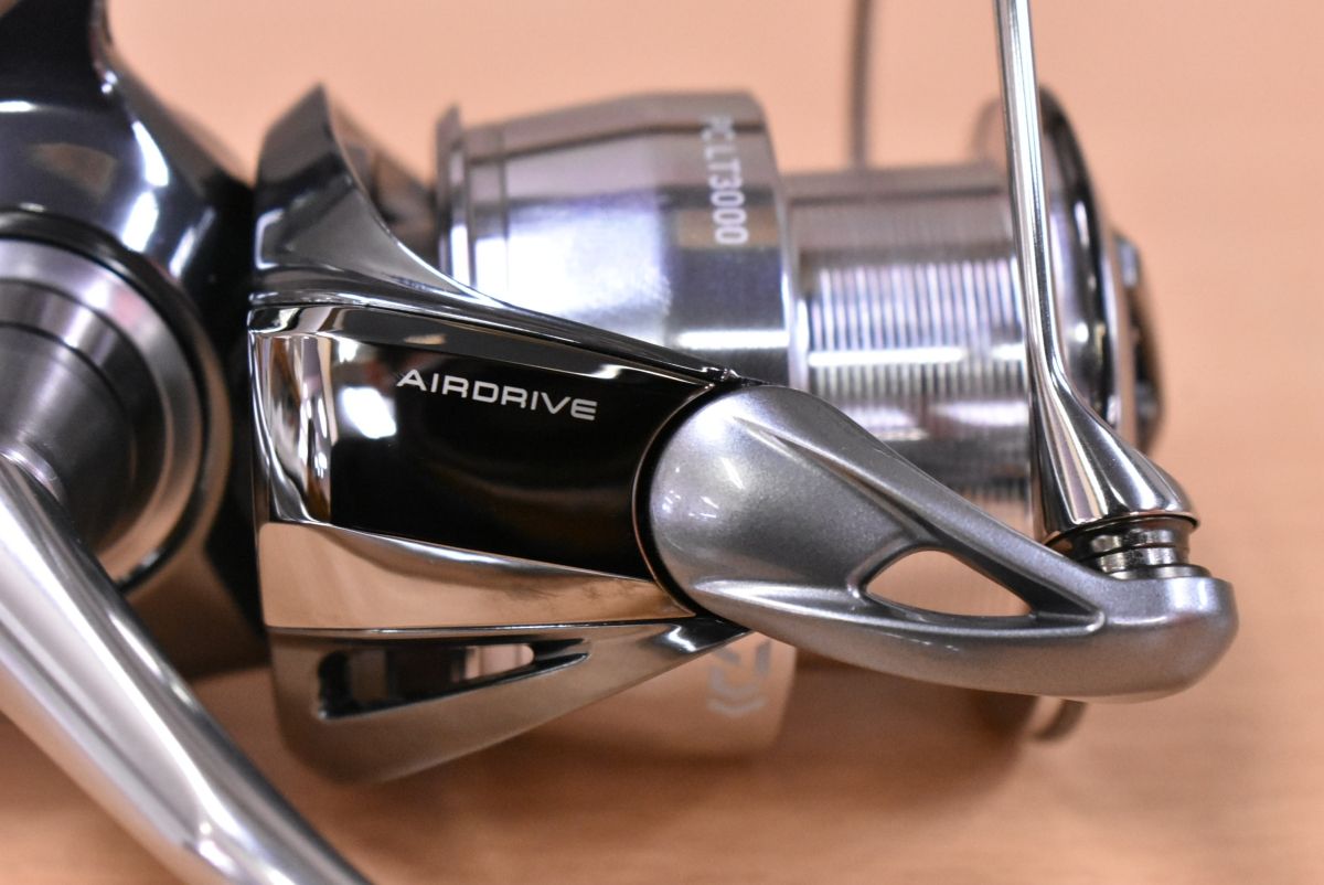 ダイワ 22 イグジスト PC LT 3000-XH スピニングリール DAIWA EXIST