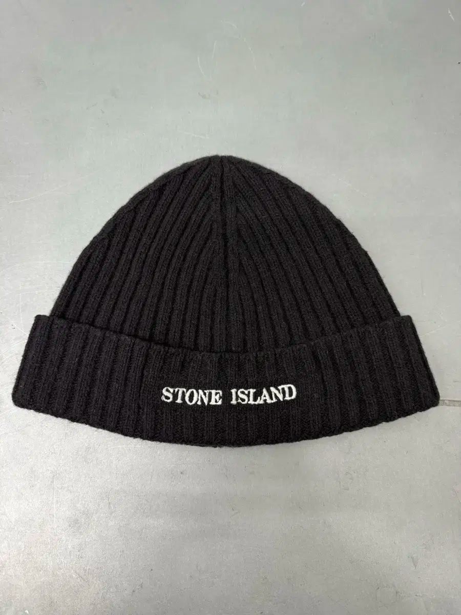 Stone Island 2005 Wool Spellout Beanie