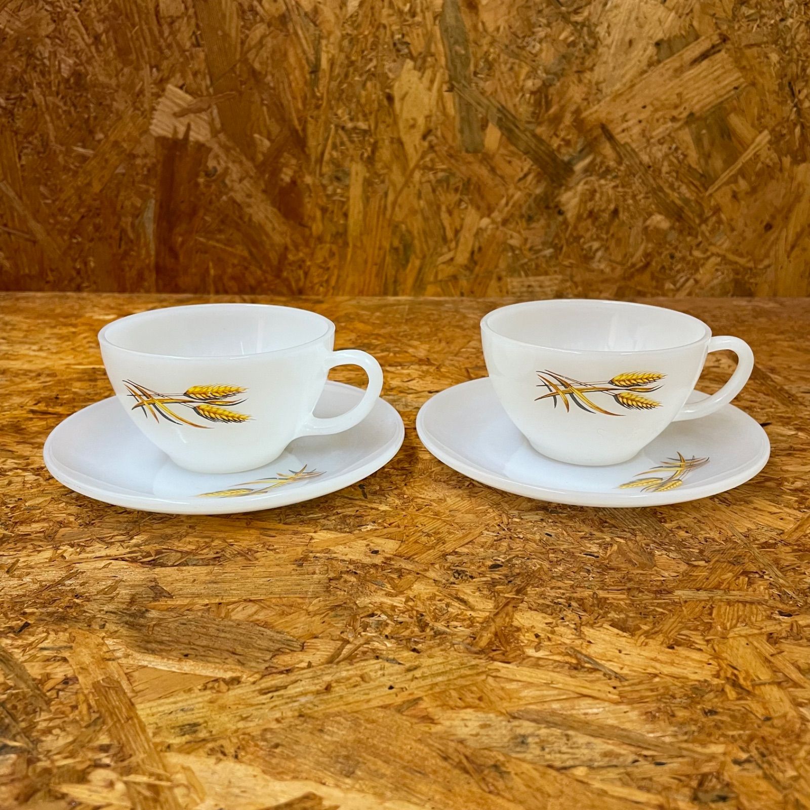 1】2客セット ヴィンテージ FIRE KING WHEAT カップ＆ソーサー