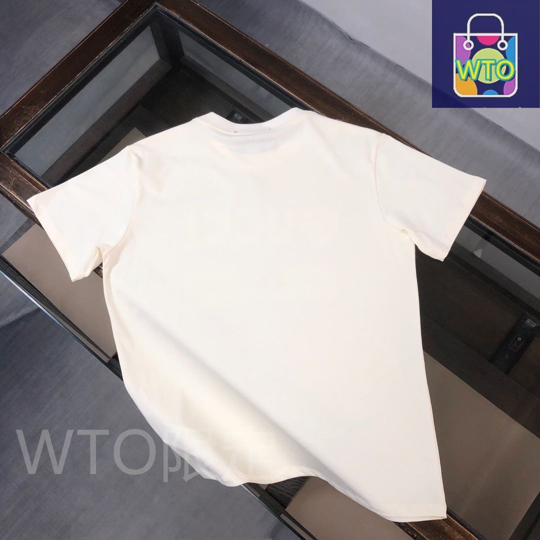 GUCCI ホワイト Tシャツ クルーネック 本日限定特価】GUCCI クルーネックTシャツ - 高品質コットンで