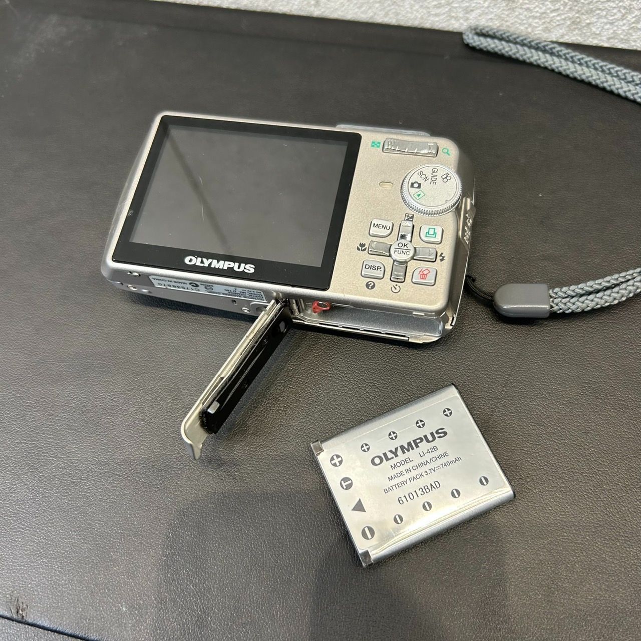 オリンパス μ750