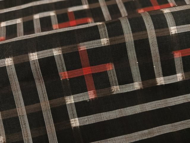 平和屋着物○本場大島紬 龍郷絣 秋名バラ 反端付き 正絹 逸品