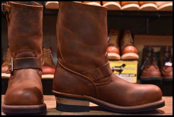 【8D 美品 09年】レッドウィング 2972 エンジニア 茶 カッパー ラフ＆タフ ブラウン スチールトゥ プルオン ブーツ redwing HOPESMORE【EF354】