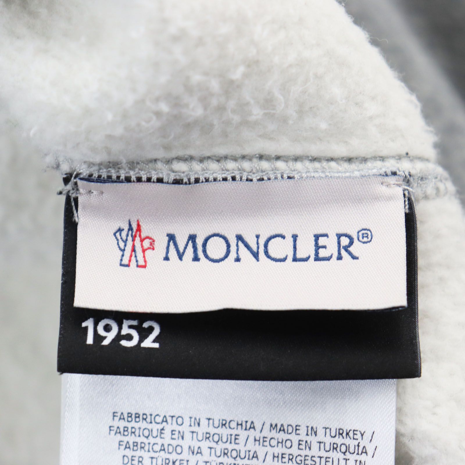 美品○MONCLER GENIUS 2 モンクレール ジーニアス 2 2020年製 F20928G72240 V8188 MAGLIA  コットン100% スワロフスキービッグロゴ プルオーバー パーカー/フ―ディー グレー M 正規品 メンズ - メルカリ