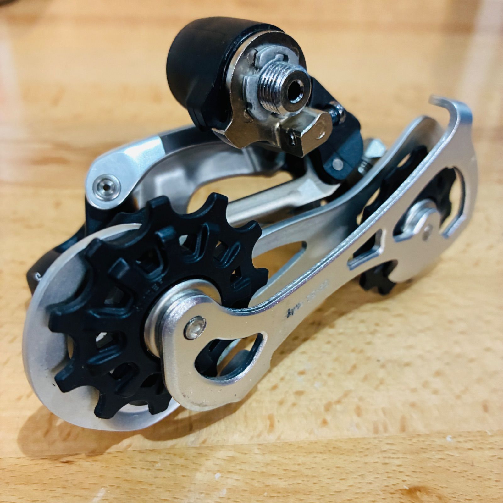 新品未使用未開封 カンパニョーロ Centaur 11s シルバー（18 未使用品】 campagnolo CENTAUR RD ミドルケージ 11S シルバー