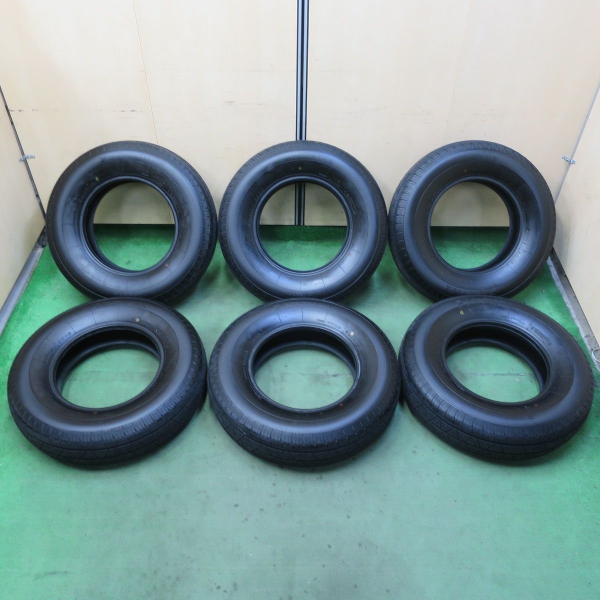 新車外し 25年 6本 トラック タイヤ 205 80R15 109 107N ヨコハマ RY118 15インチ 5090606イノタ