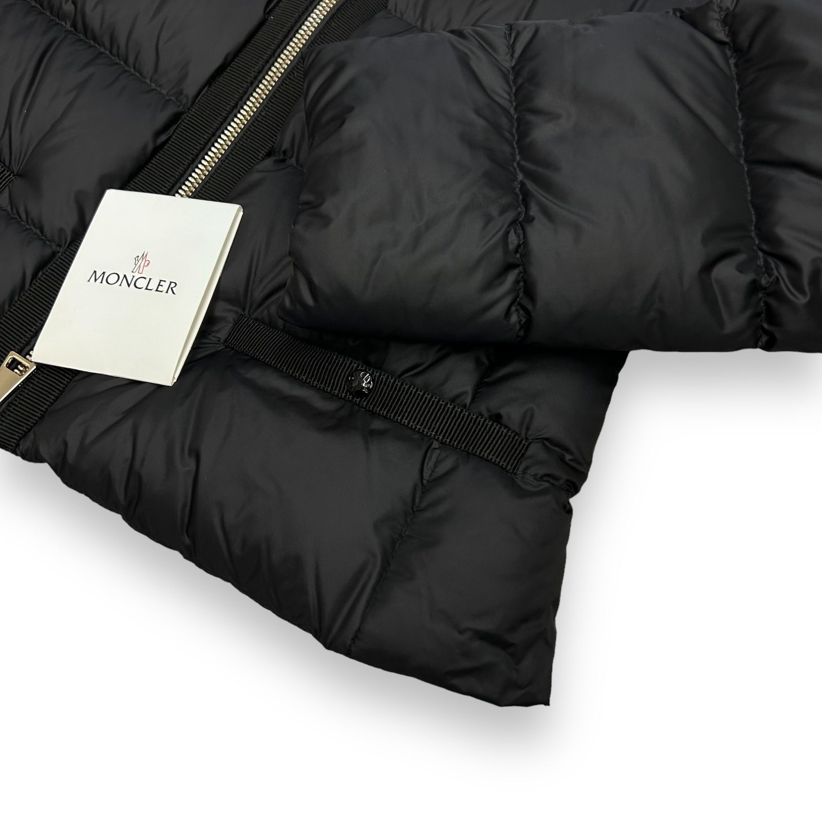 新品 MONCLER ロゴ Laurine ショートダウンジャケット モンクレール 