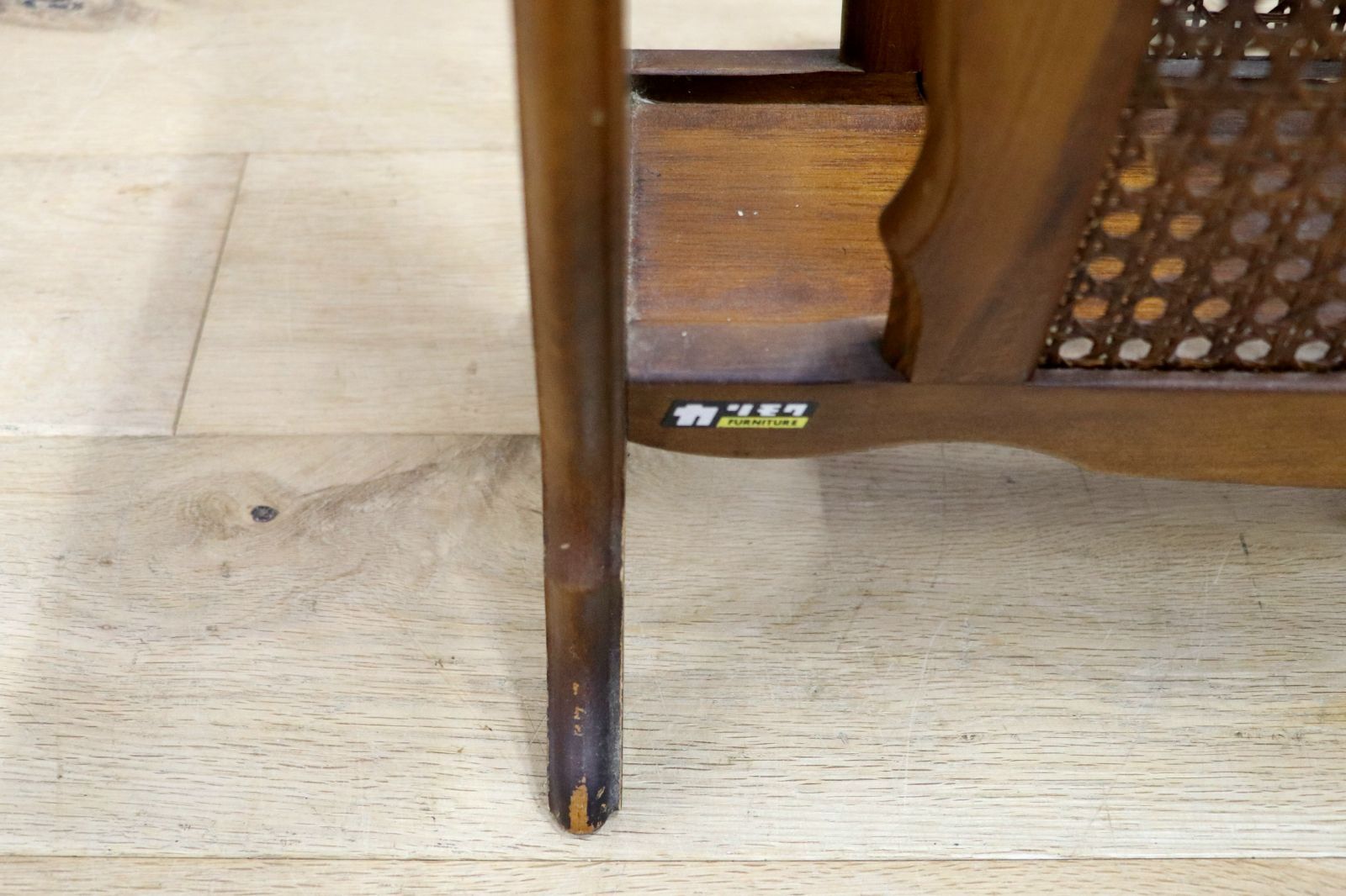 コロニアル マガジンラック