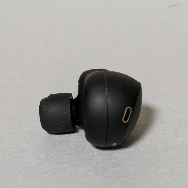 美品 SONY WF-1000XM4 【充電ケース ＆ 左耳 L のみ 】 黒