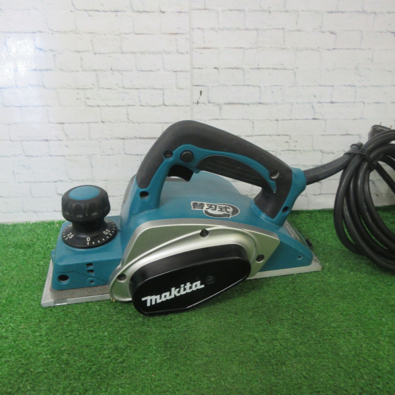 マキタ(makita) 電気カンナ KP0800A【町田店】