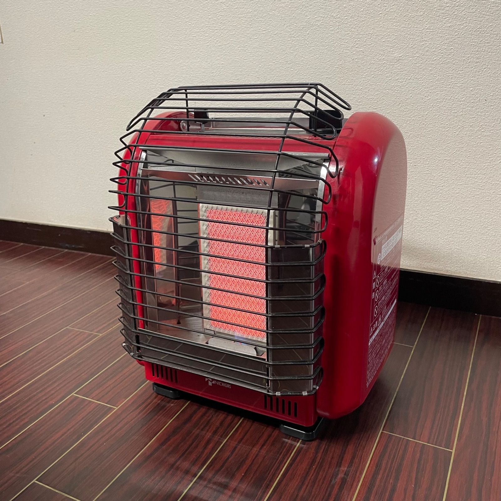 未使用新品 ニチガス ポータブルカセットヒーター NCH-22SR（レッド）　キャンプ/イベント/非常用暖房 ニチガス ポータブルカセットヒーター どこでも暖坊 レッド