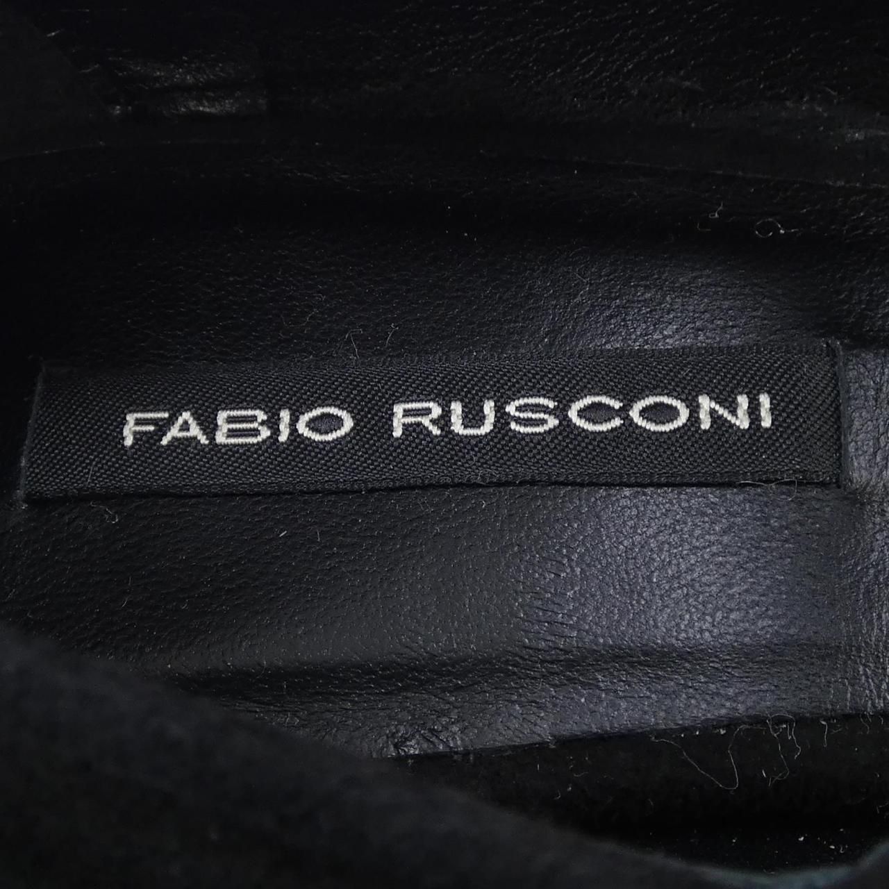 ファビオルスコーニ