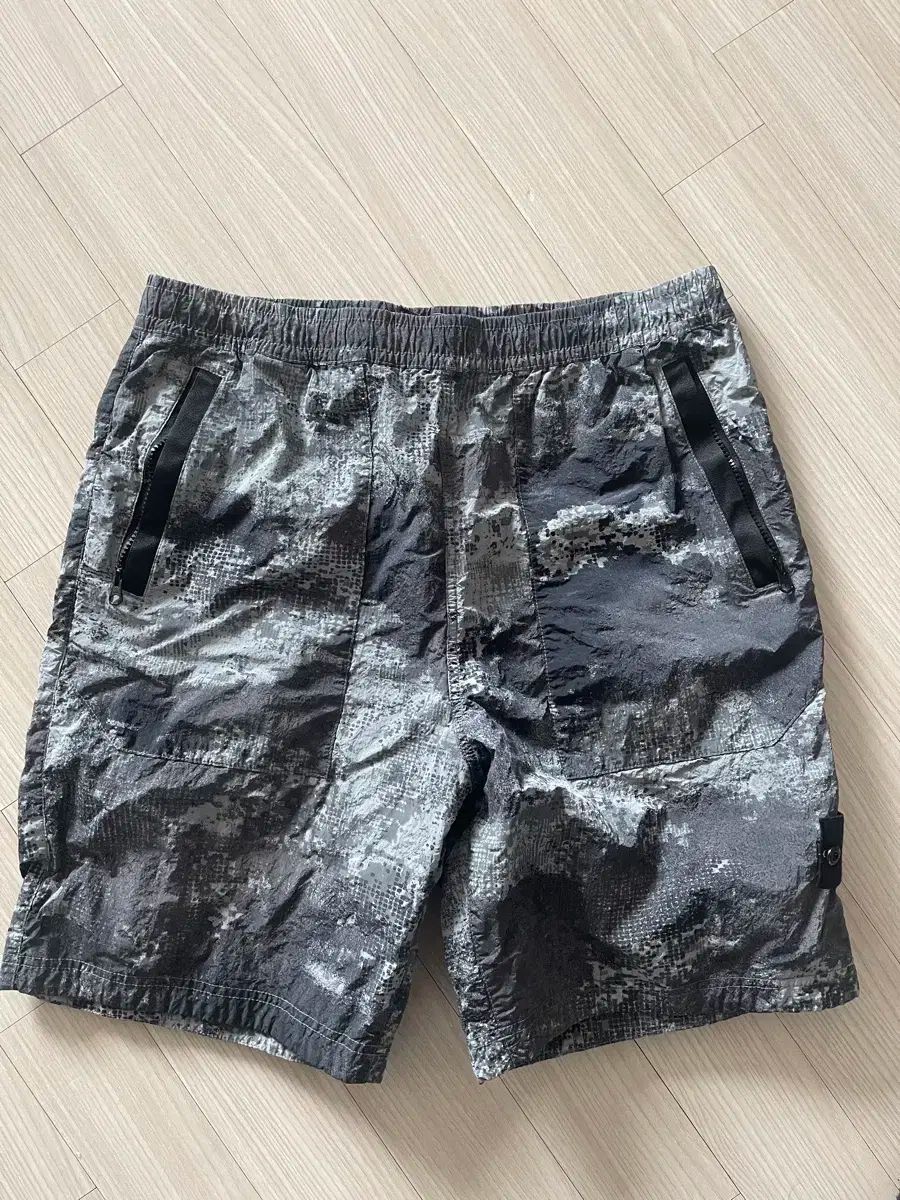 STONE ISLAND ストーンアイランド ハーフパンツ スイムパンツ