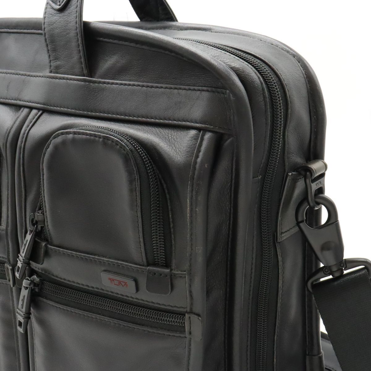 TUMI トゥミ アルファ2 コンパクト ラージ スクリーン ブリーフ