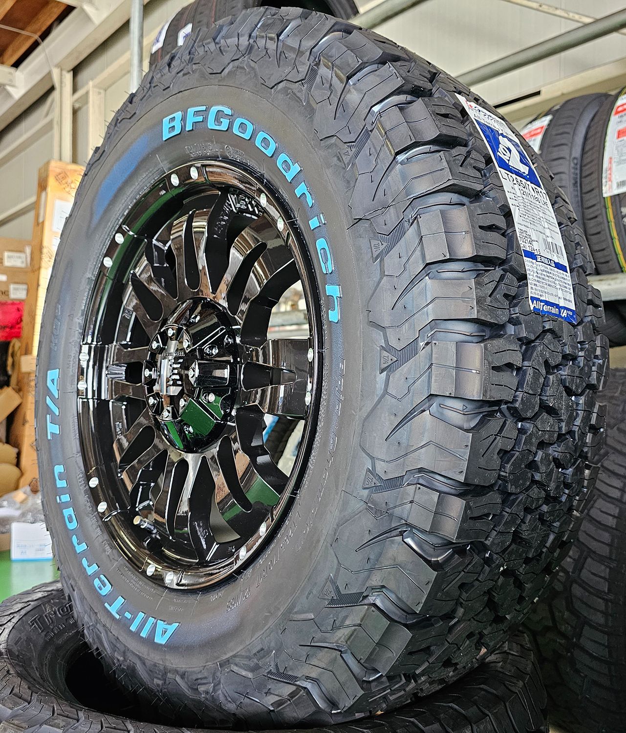 プラド150/120 新品タイヤホイールセット 17インチ Balano BF Goodrich KO2 ホワイトレター 265/70R17  275/70R17 - メルカリ