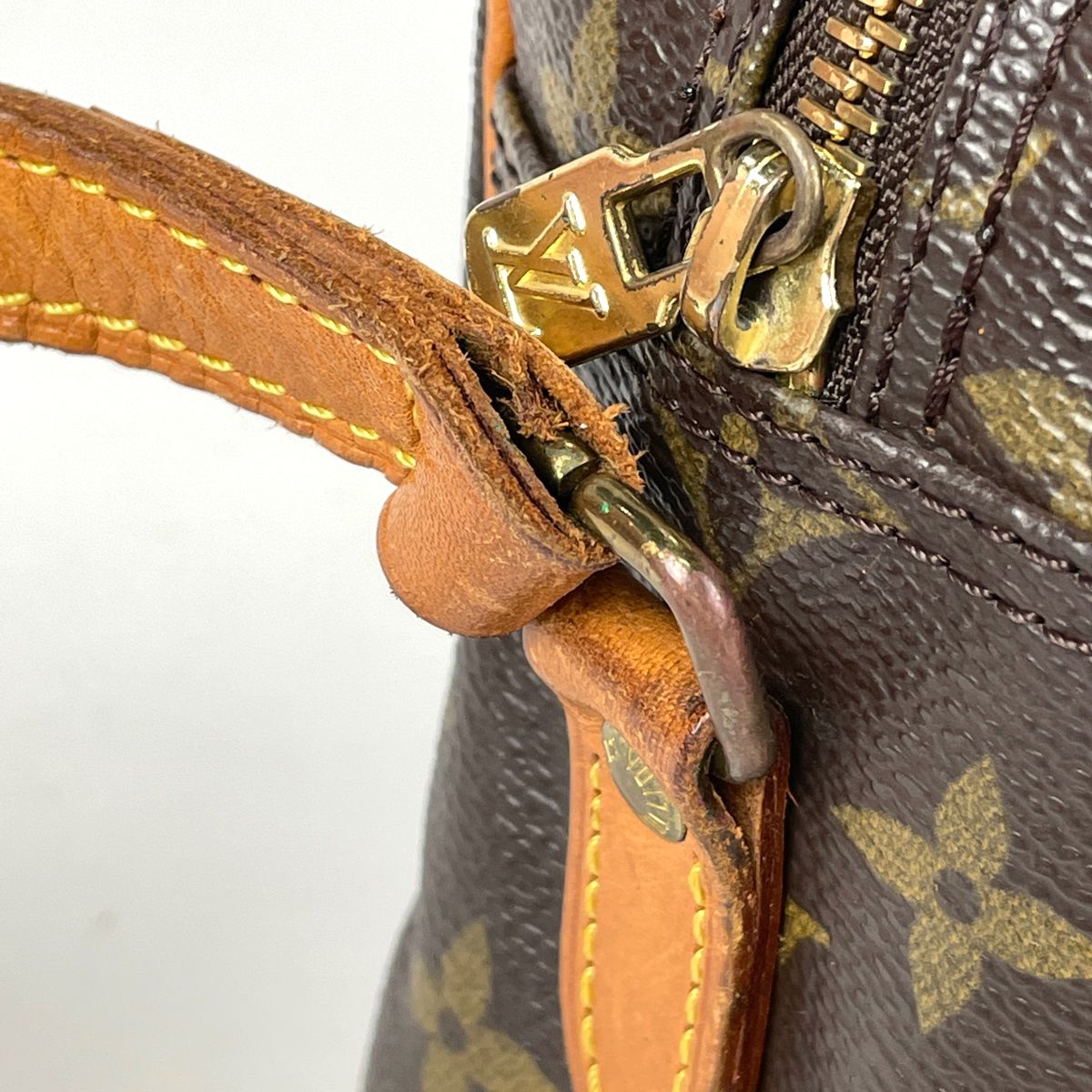 ルイ・ヴィトン Louis Vuitton トロカデロ 30 斜め掛け ショルダー