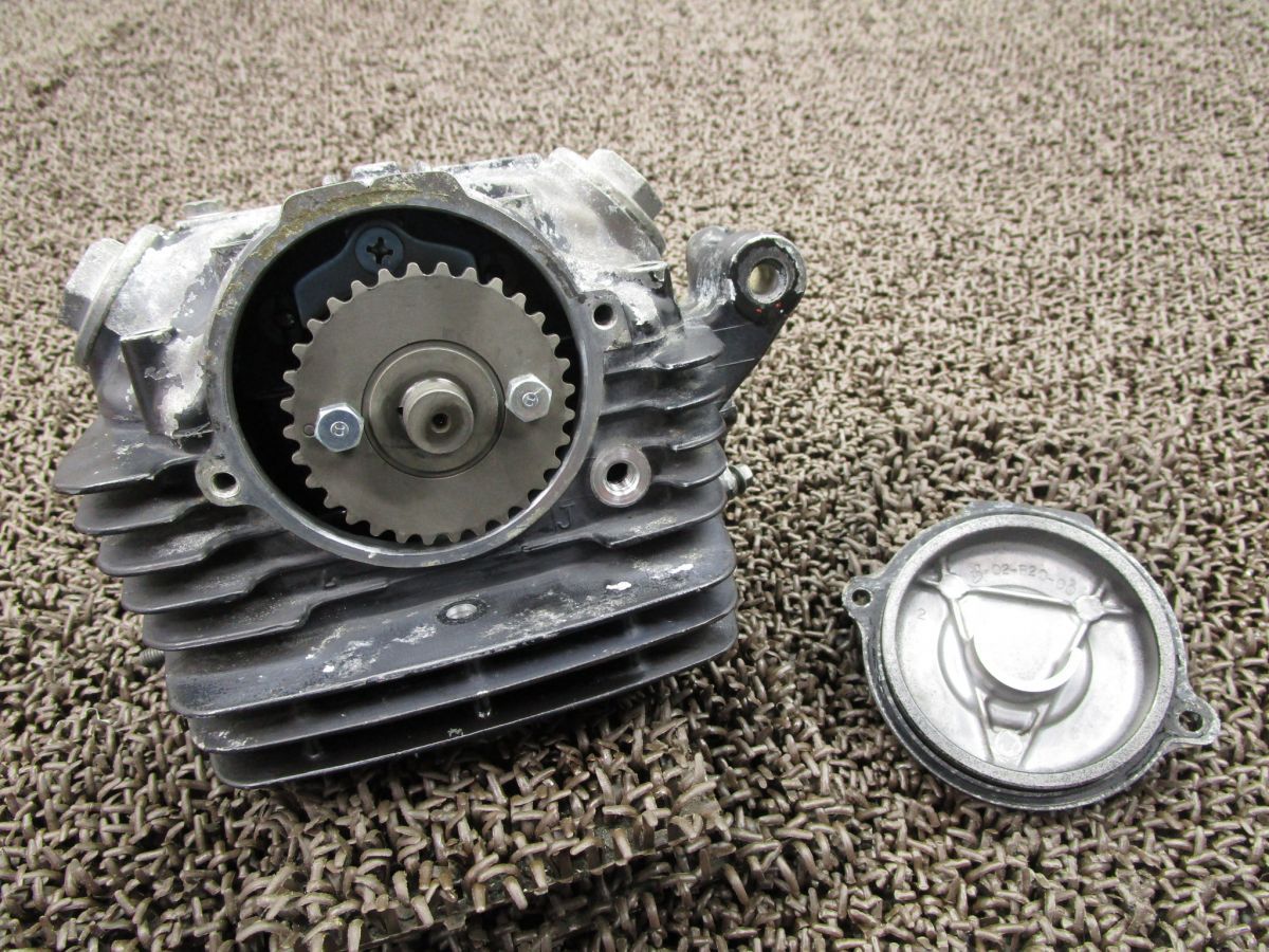 TLR200 シリンダーヘッド M781！MD09 OH素材に ホンダ 【 MD09E 】