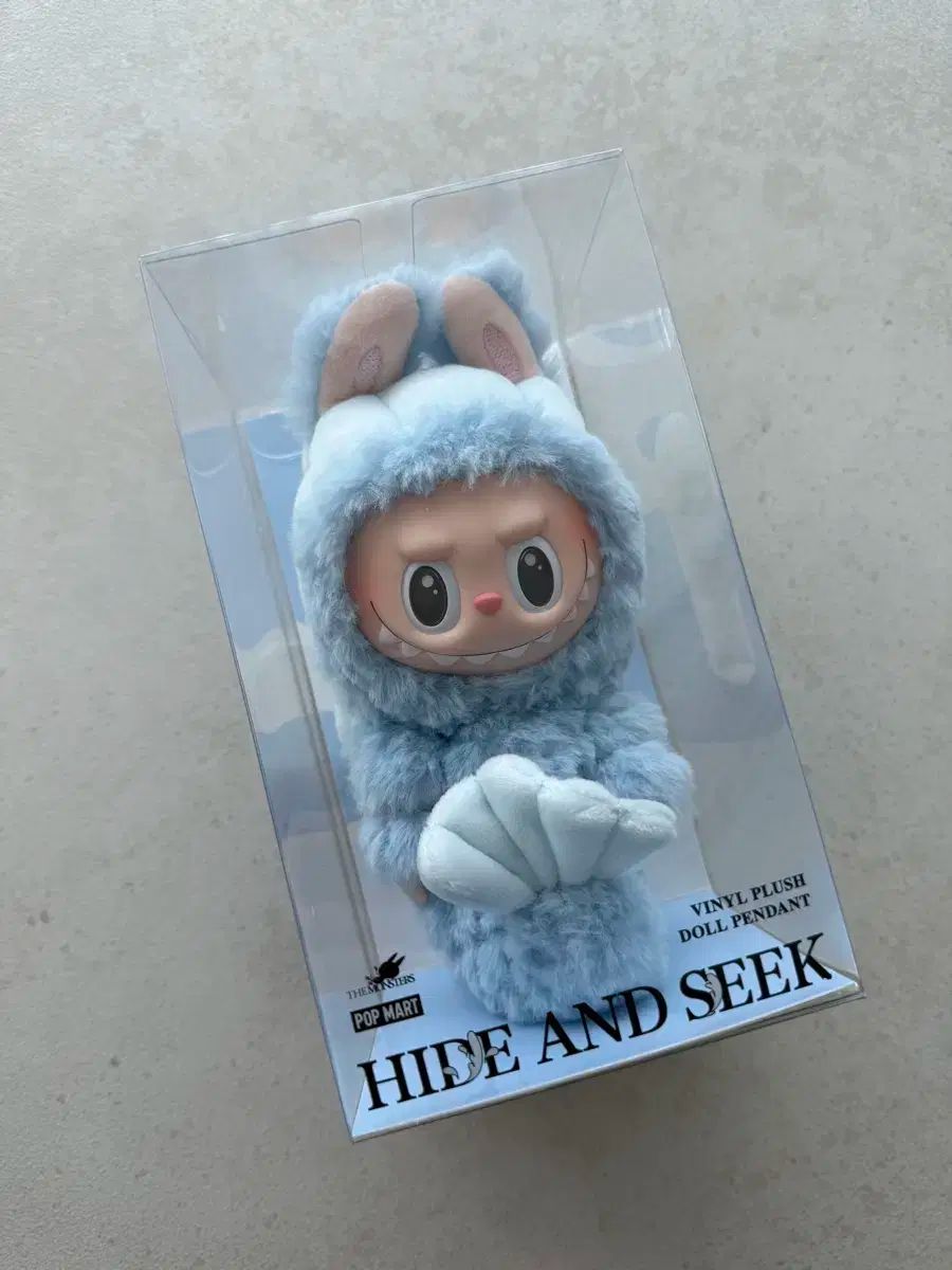 シンガポール Labubu(ラブブ） 限定版 POP MART (ポップマート