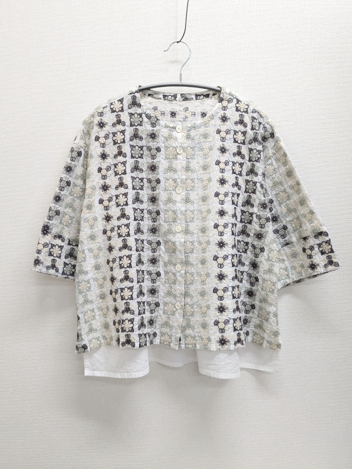 お値下げ不可】アルベロベロ ブタさんお花豪華モチーフカーディガン