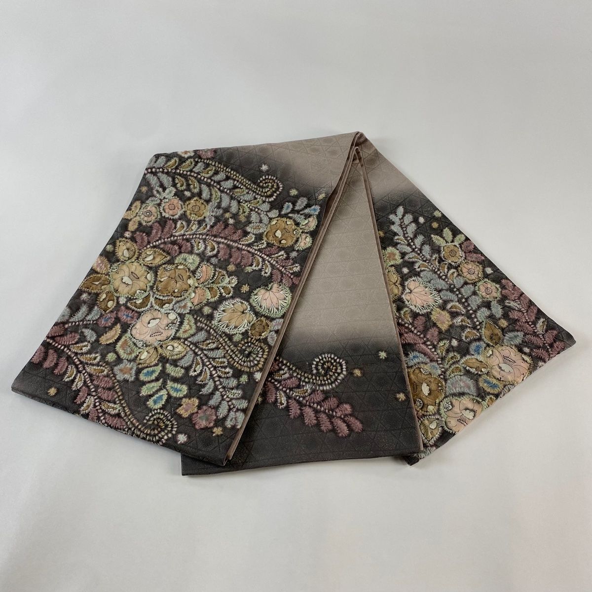 袋帯 美品 名品 辻が花柄 銀糸 灰紫 お太鼓柄 正絹 【中古
