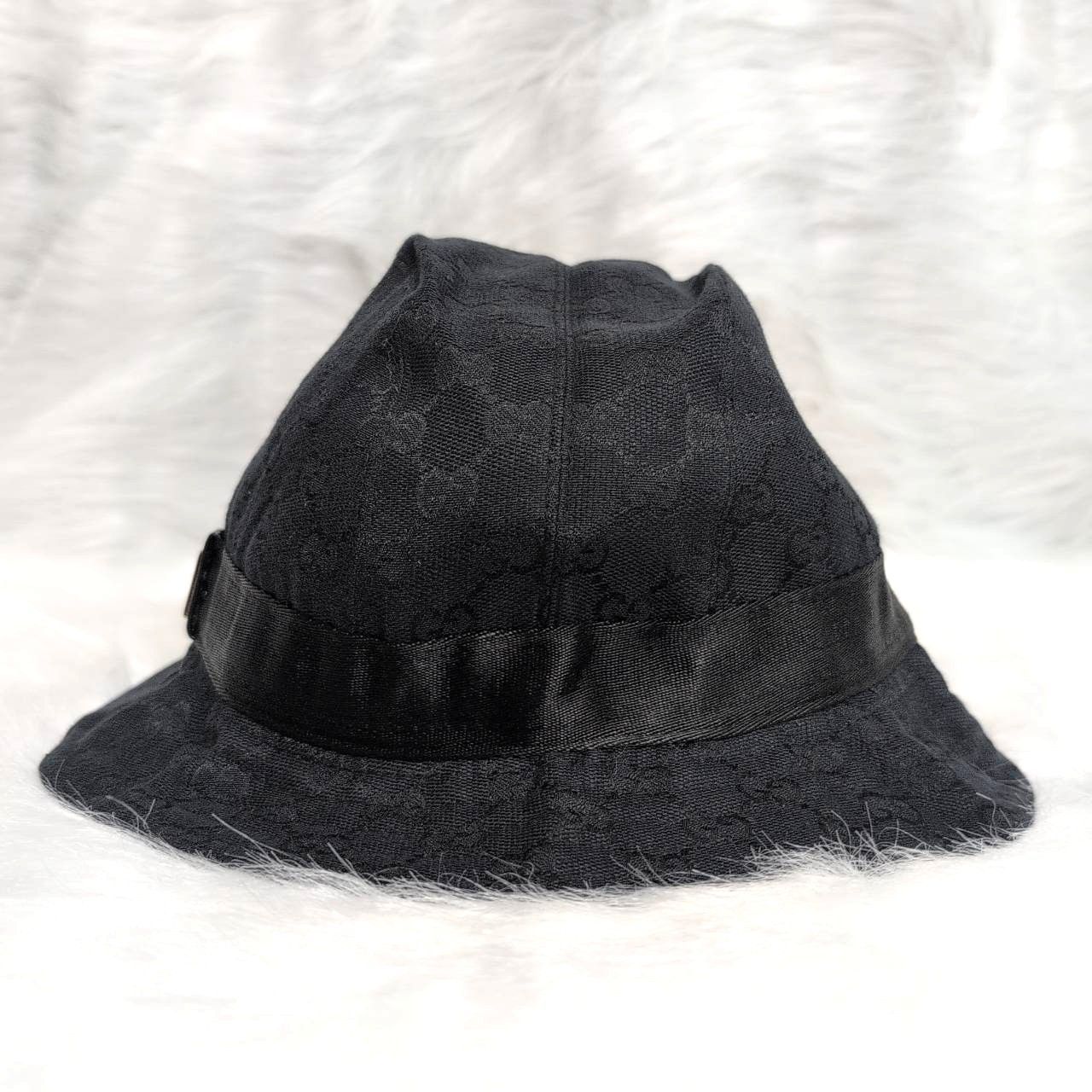 美品✨グッチ GUCCI GG柄 キャンバス バケットハット ブラック Lサイズ 未使用】 GUCCI GG バケットハット ブラック Lサイズ キャンバス