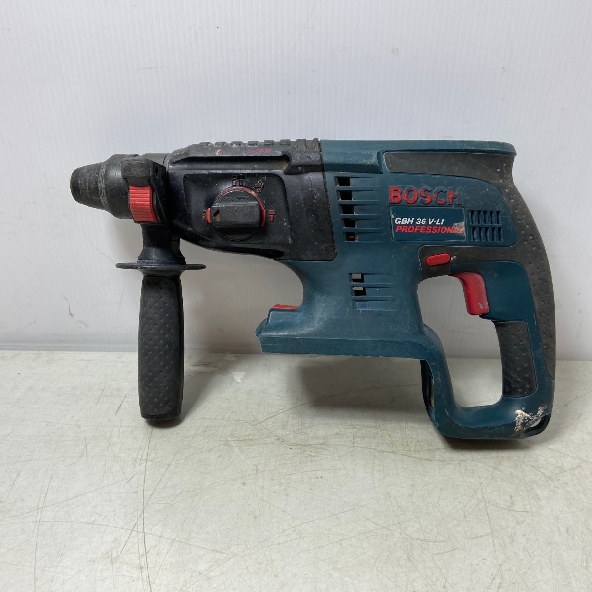 早い者勝ちの限定セール。 ΦΦBOSCH ボッシュ ハンマドリル 36v GBH36V-LI ネイビー