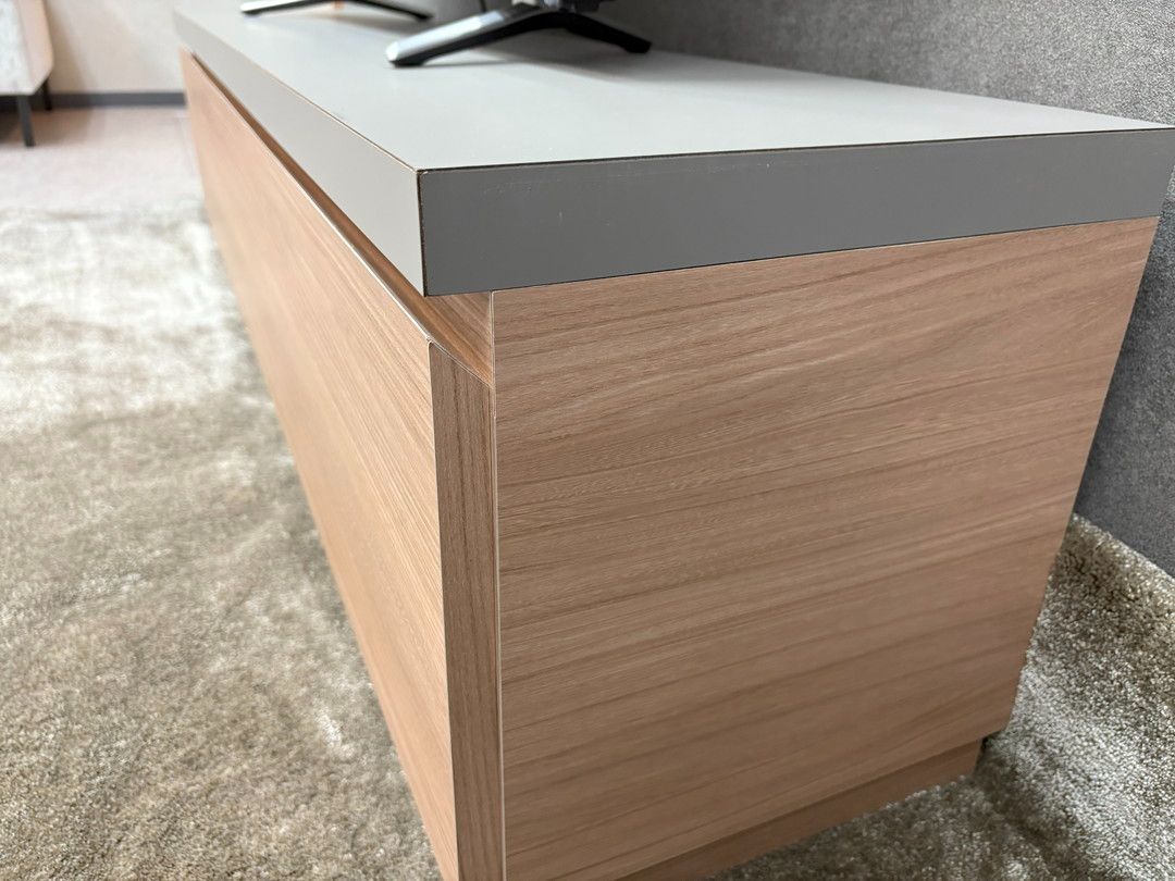 東京23区送料無料　超美品テレビボード1600mm　展示品未使用 ローテレビボード Nオークライフ 1600 【大型商品配送】の通販