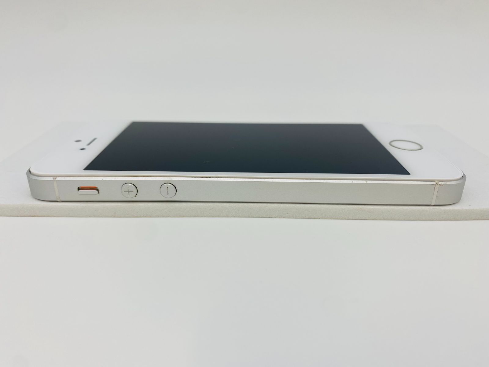 iPhone SE 第1世代 128GB シルバー /シムフリー/大容量2000mAh 新品