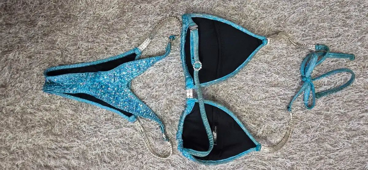 メルブラン コン ビキニ セット