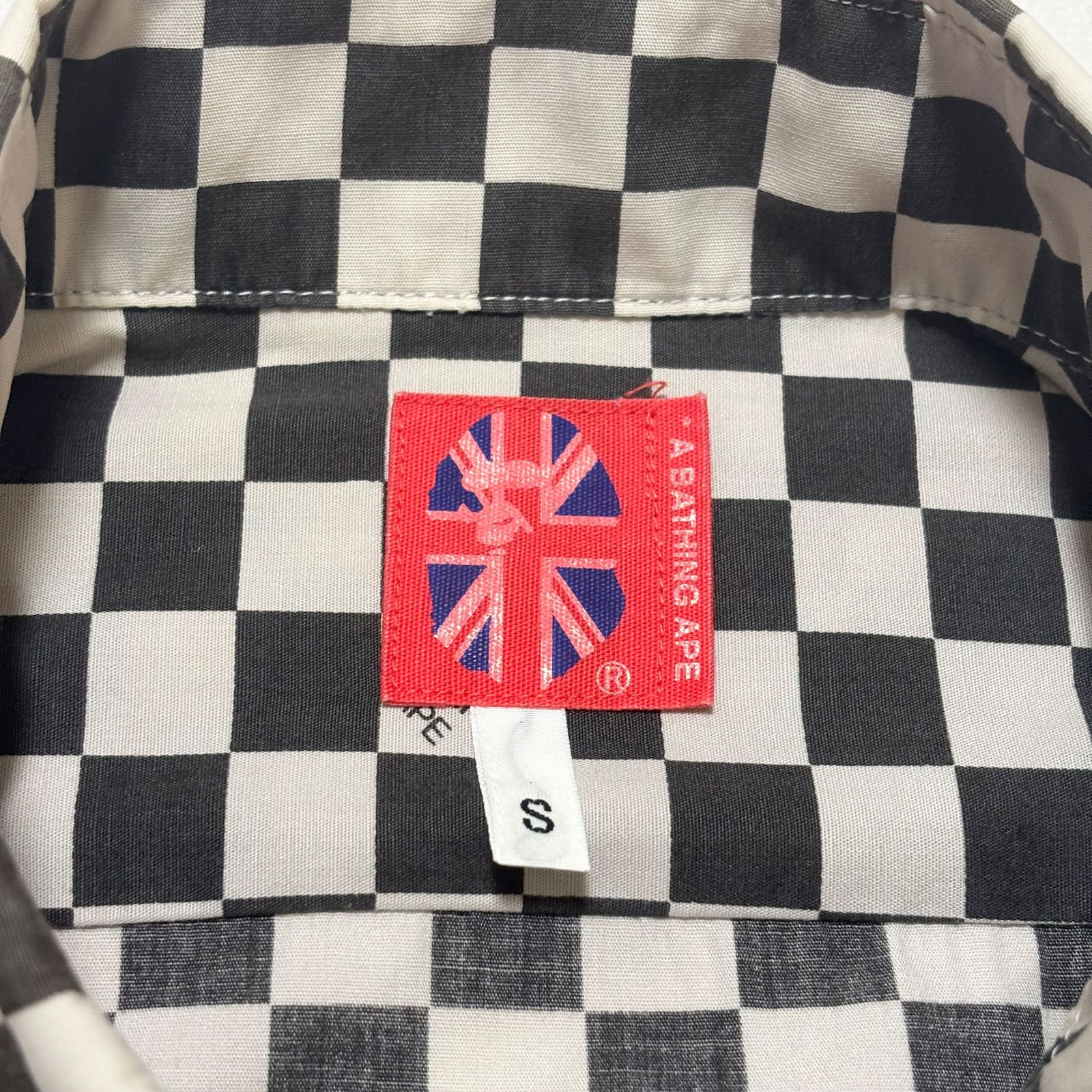 中古 アベイシングエイプ ベイプ A BATHING APE 長袖シャツ 中古 アベイシングエイプ ベイプ A BATHING APE 長袖シャツ