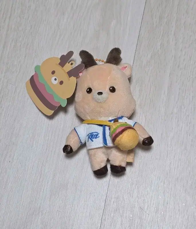 RIIZE ソンチャン　ウラッバム　落下物　ぬいぐるみバッジ　バズーカ RIIZE ソンチャンウラッバム落下物ぬいぐるみバッジバズーカ