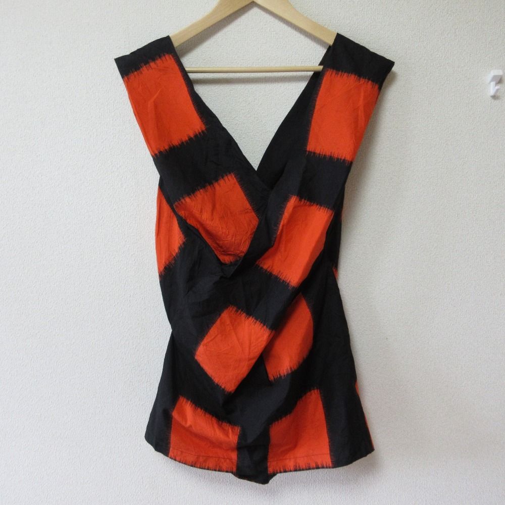 ISSEY MIYAKE イッセイミヤケ シルク カシュクール ノースリーブ チュニック ブラウス IM11FH014 サイズ２ オレンジ ブラック レディース 古着