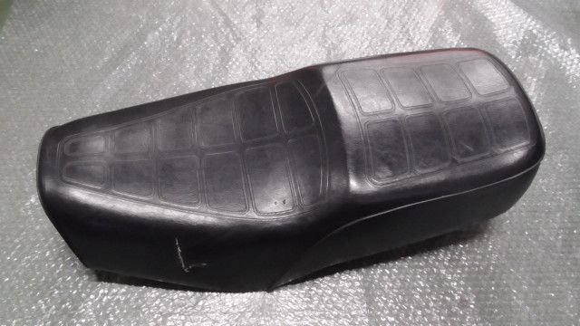 GN125H　LC6PCJG9XA0813xxx　の　シート　破れ:#1736482700