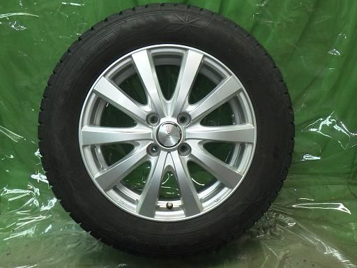 【中古】GOODYEAR スタッドレス RAVRION 15インチ グッドイヤー アイスナビ6