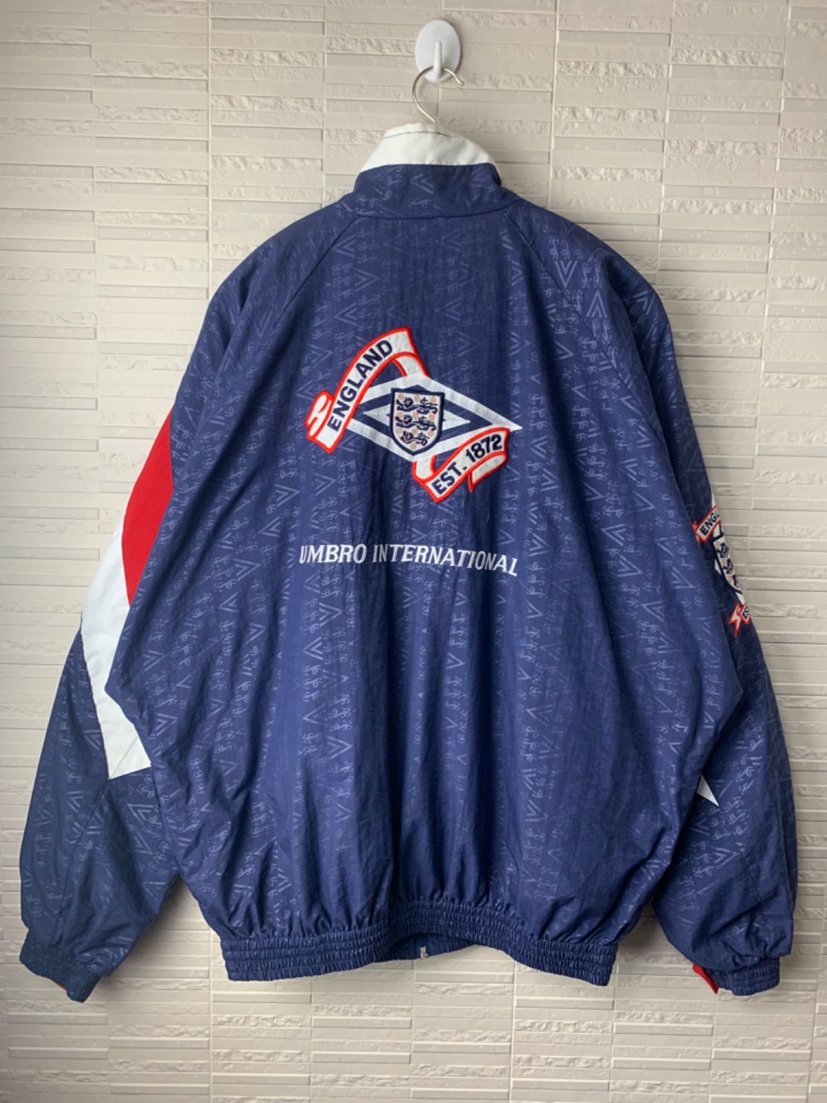 umbro 90s vintage uk アンブロ イングランド代表 ナイロンジャケット