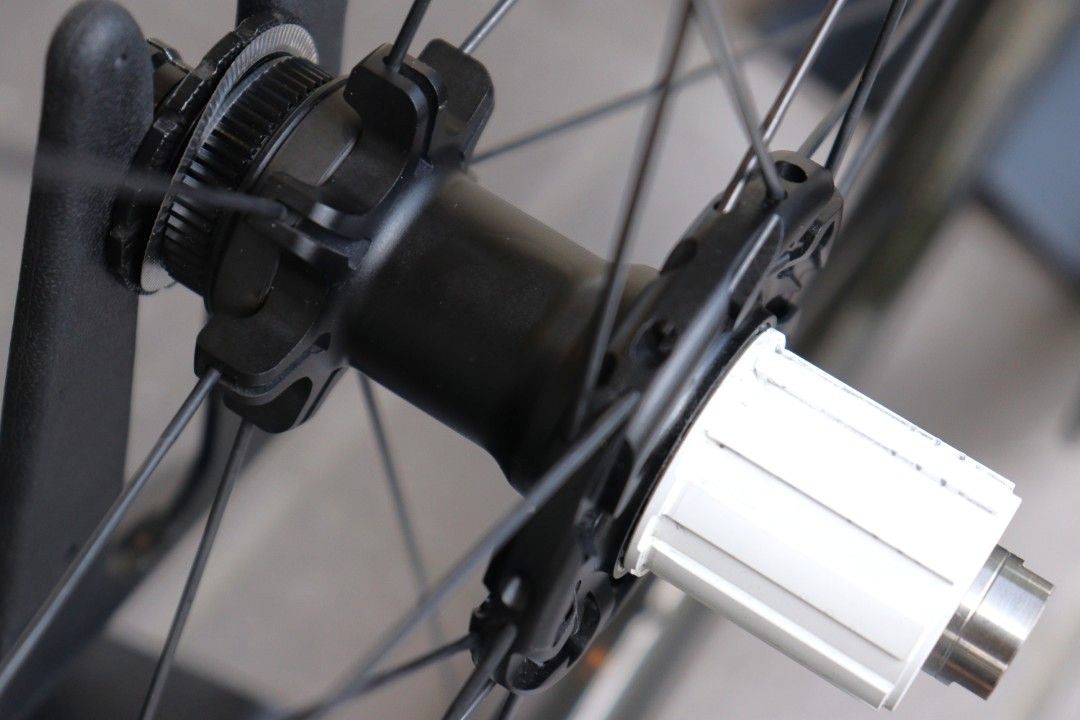 フルクラム FULCRUM スピード SPEED 40 CMPTZN DB カーボン