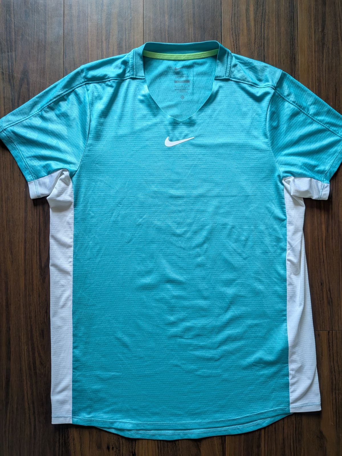 テニスシャツ M