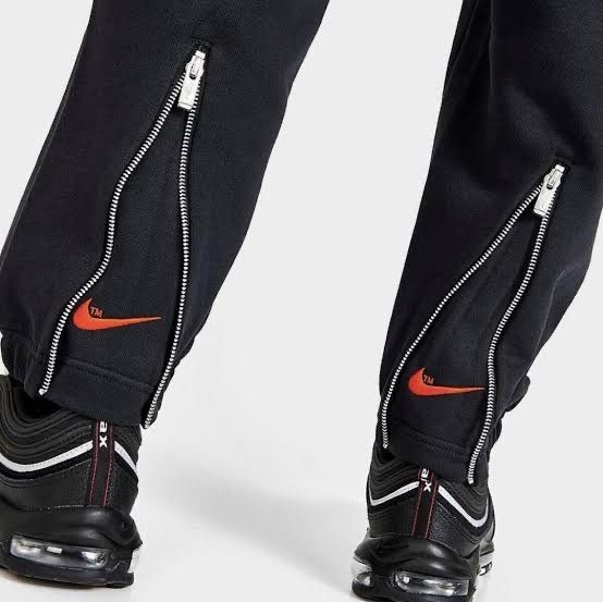 NIKE 新品 スウェット セットアップ グレー×ブラック - メルカリ