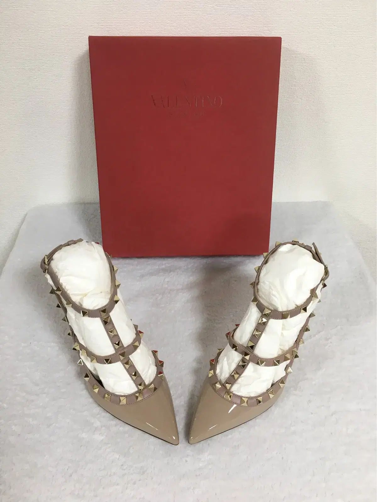 VALENTINO ヴァレンティノ