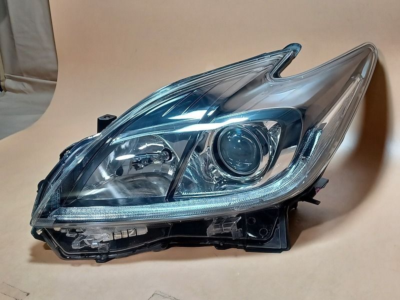 プリウス プリウス 60系/ZVW60/ZVW65/MXWH60/MXWH65/MXWH61 純正 左