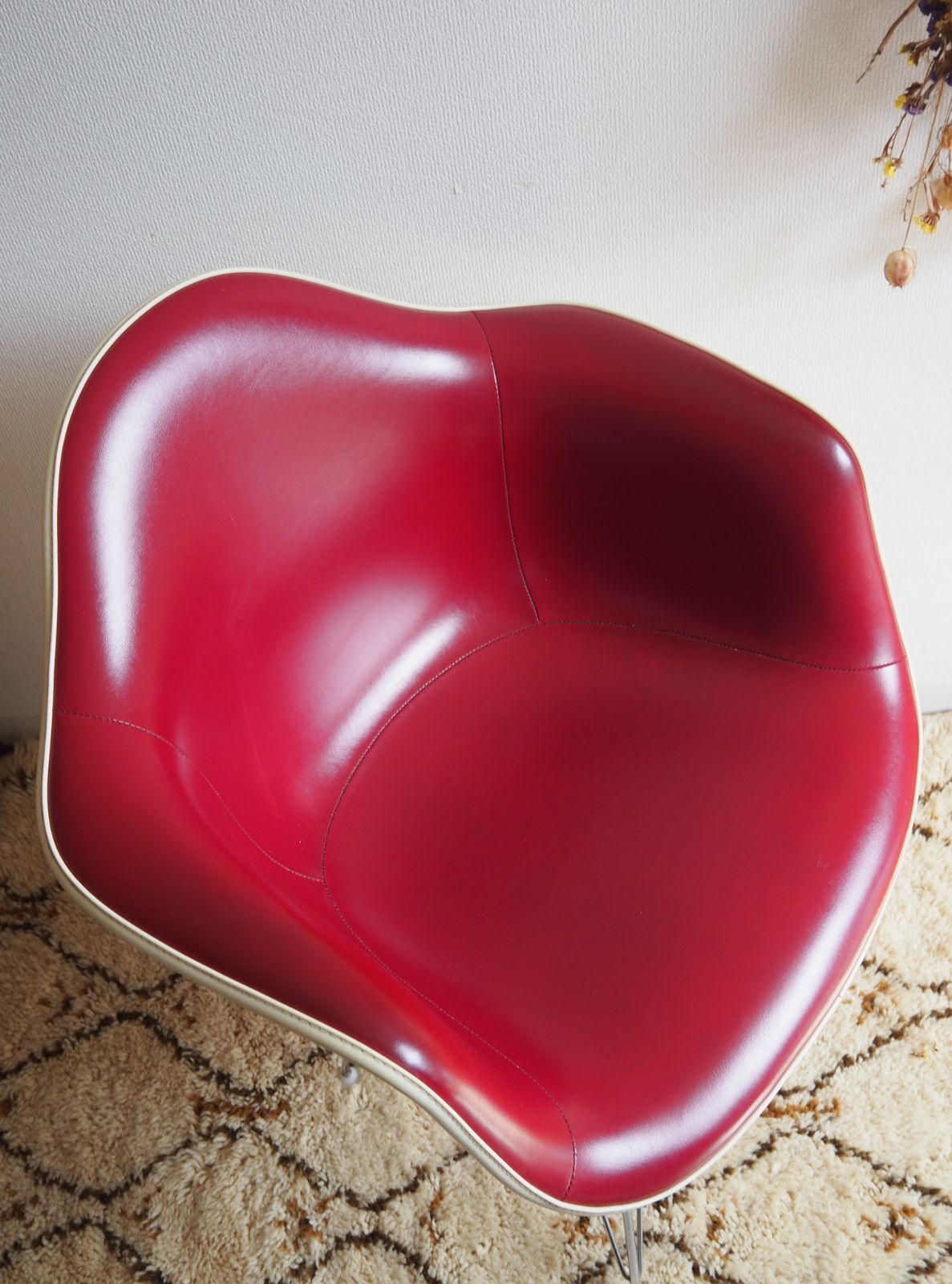 イームズアームシェルチェア