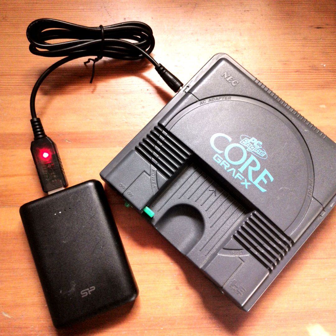 動作確認済】PCエンジン AVファミコン 本体 2つのコントローラー