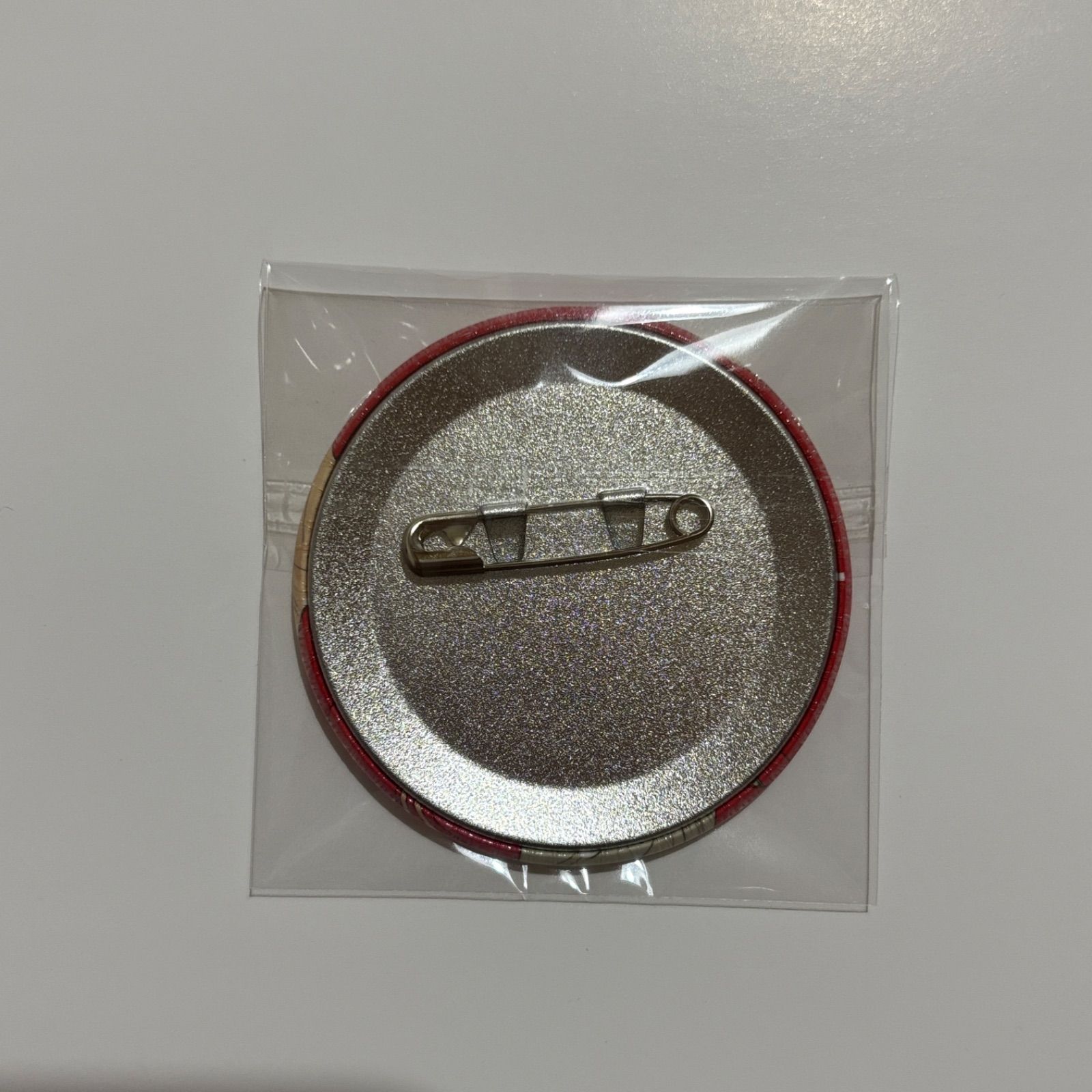 ニート部 この ポップアップストア PUS KUN 缶バッジ - メルカリ